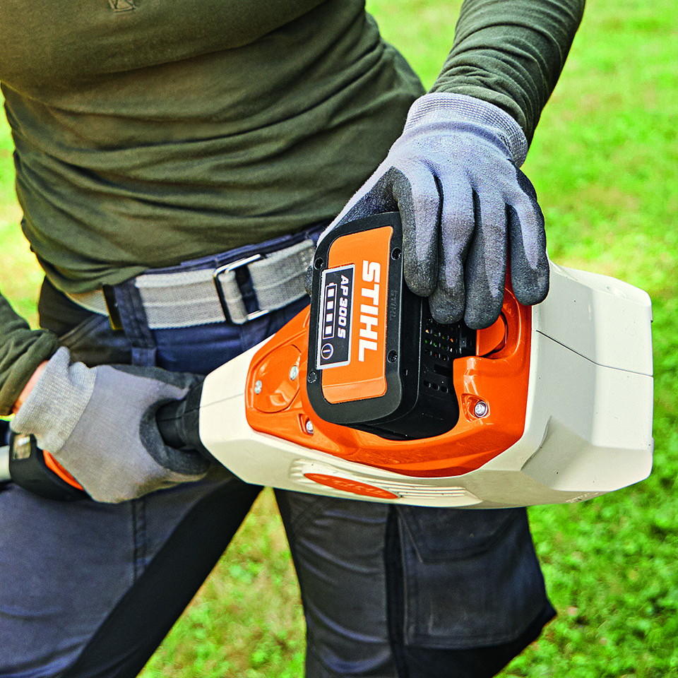 Stihl 135 hedge trimmer online