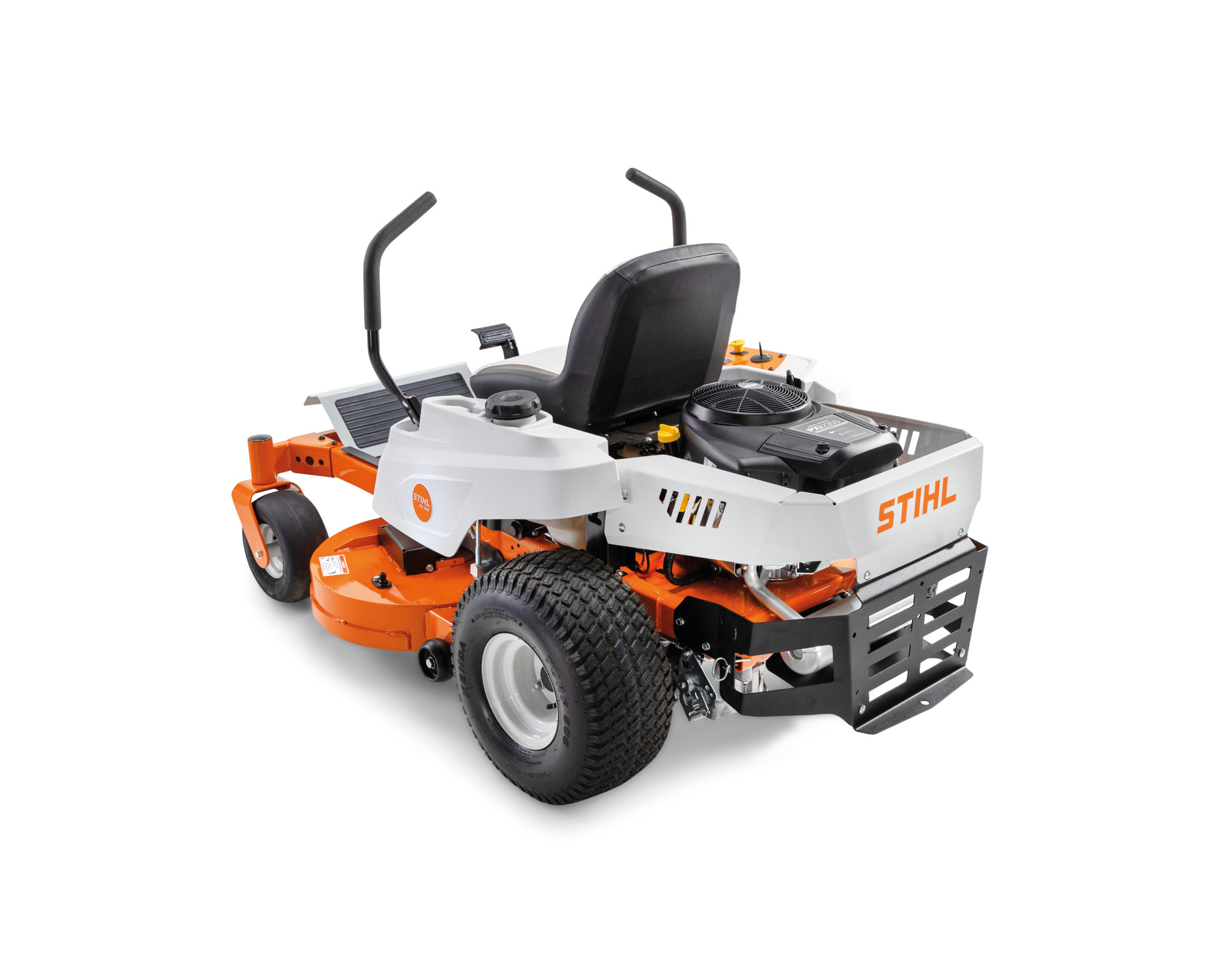 RZ 142 ZERO-TURN LAWN MOWER