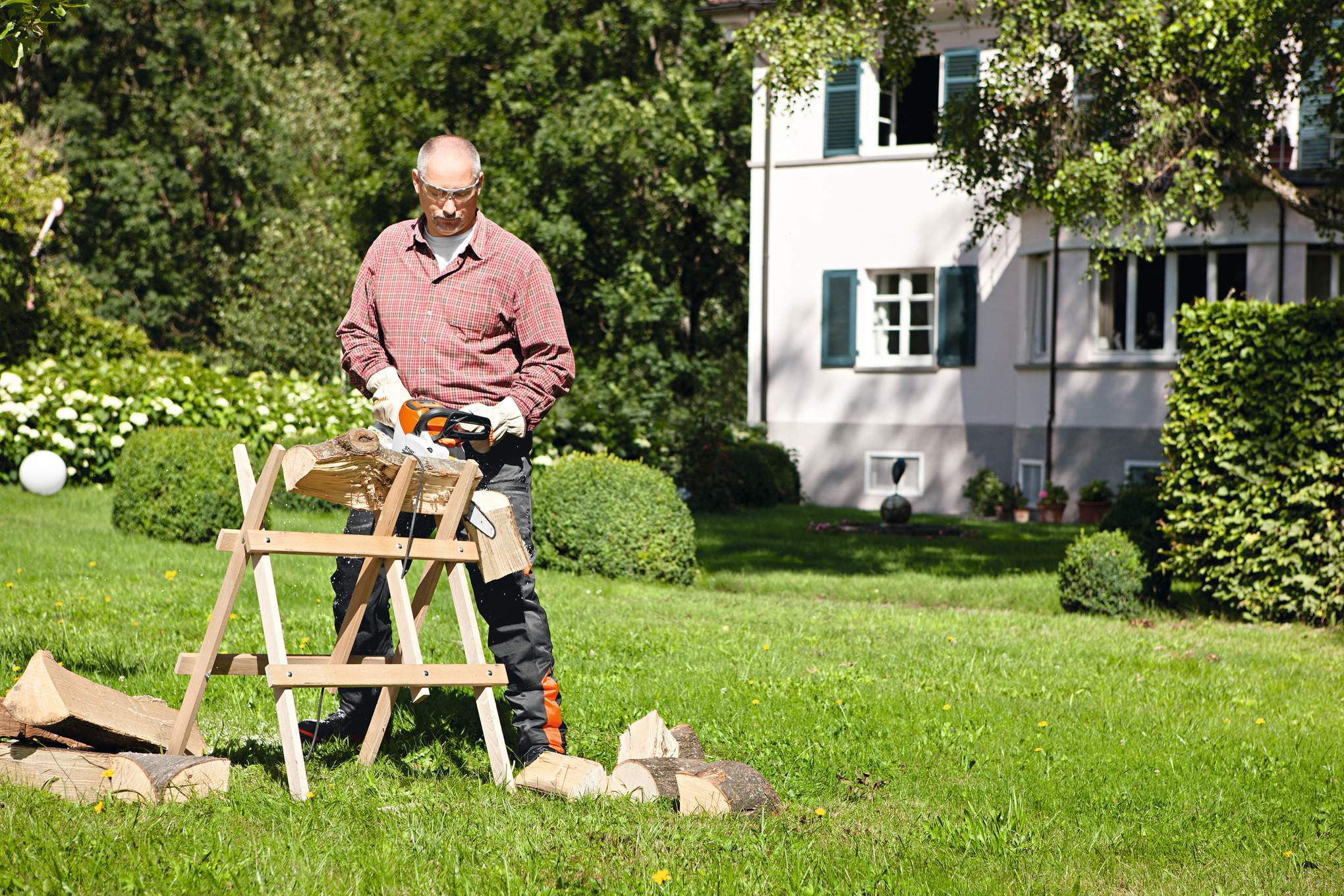 Stihl 200 discount battery chainsaw
