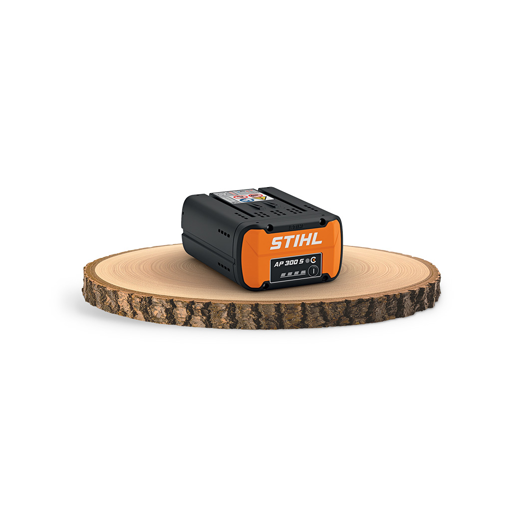 STIHL AP 300 S.